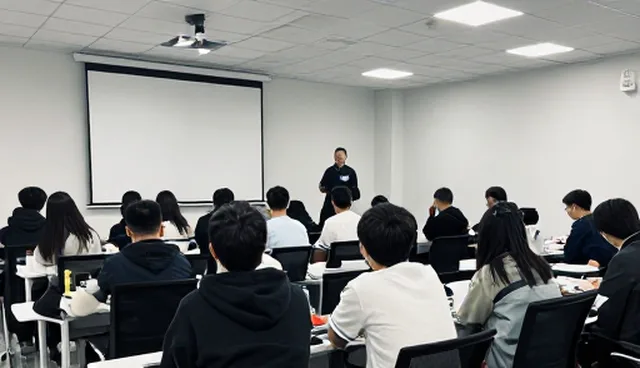 提升环境稳定性：技术培训在性能优化中的关键作用